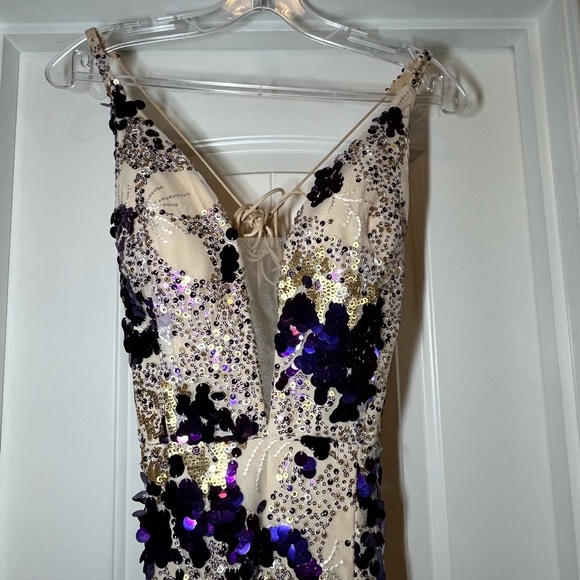 Hand-beaded prom dress - Picture 2 of 15